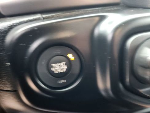 Used 2020 Jeep Wrangler Sport image 15