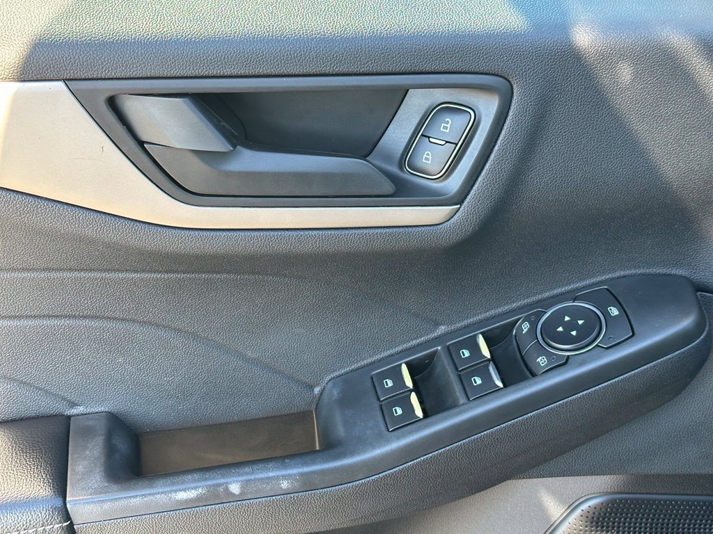 Used 2022 Ford Escape S AWD/4WD image 27