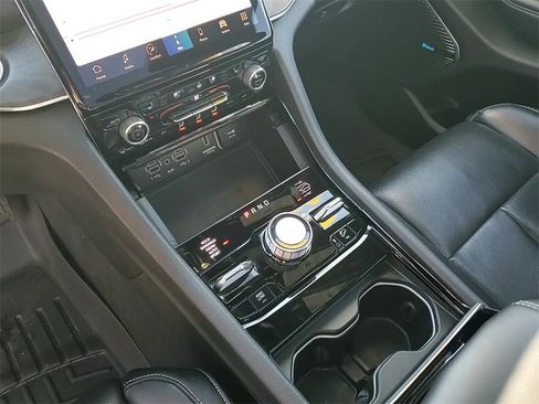 Used 2023 Jeep Grand Cherokee L Overland w/ Advanced Protech Group III image 17