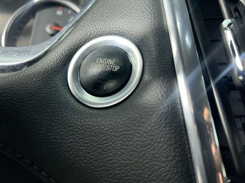 Used 2022 Chevrolet Traverse High Country image 22