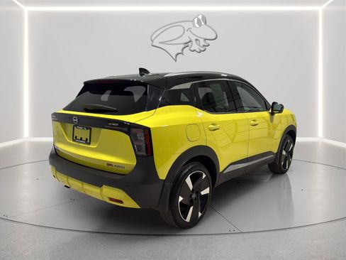 Used 2025 Nissan Kicks SR AWD/4WD image 6