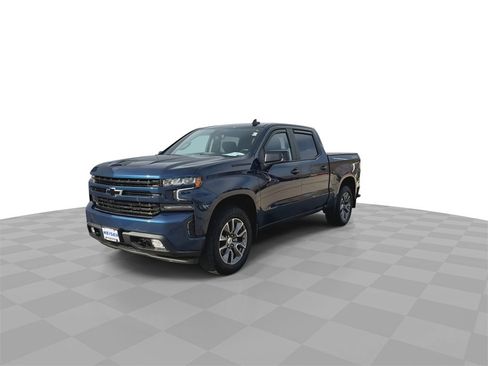 Used 2021 Chevrolet Silverado 1500 RST w/ LPO, Dark Essentials Package image 4