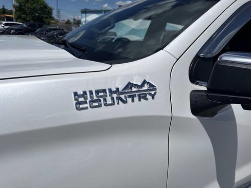 Used 2024 Chevrolet Silverado 1500 High Country w/ High Country Premium Package AWD/4WD image 12