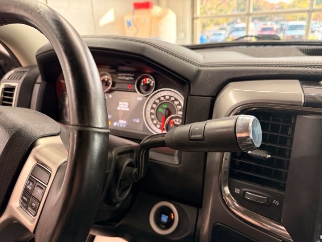 Used 2018 RAM 2500 Laramie w/ Sport Appearance Group AWD/4WD image 17