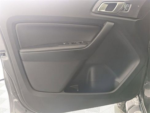 Used 2019 Ford Ranger Lariat w/ Equipment Group 501A Mid image 10