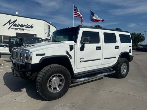 Used 2005 HUMMER H2 w/ Preferred Equipment Group AWD/4WD image 1
