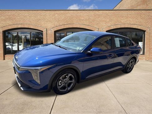 Used 2025 Kia K4 FWD image 8