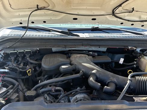 Used 2008 Ford F450 4x4 Regular Cab Super Duty image 20