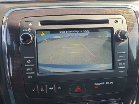 Used 2017 Buick Enclave Leather image 14