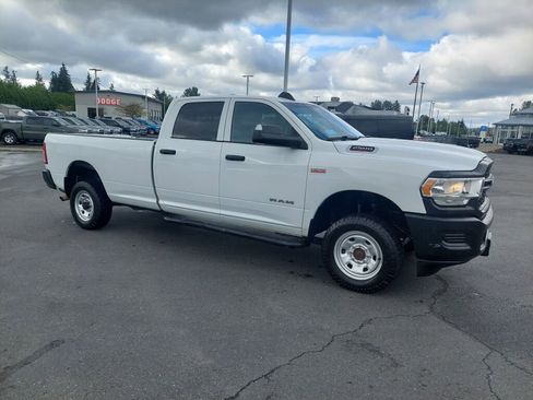 Used 2021 RAM 2500 Tradesman AWD/4WD image 3