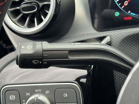 Used 2023 Mercedes-Benz CLA 250 4MATIC image 25