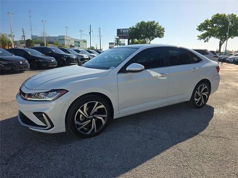 New 2026 Volkswagen Jetta SEL image 6