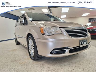 Used 2013 Chrysler Town & Country Touring-L w/ Driver Convenience Group