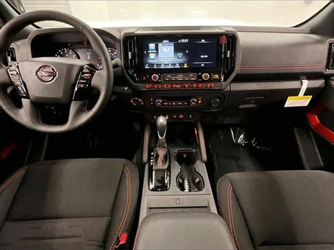 New 2025 Nissan Frontier PRO-4X w/ Pro Convenience Package image 5