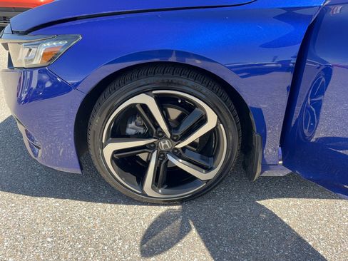 Used 2018 Honda Accord Sport image 34
