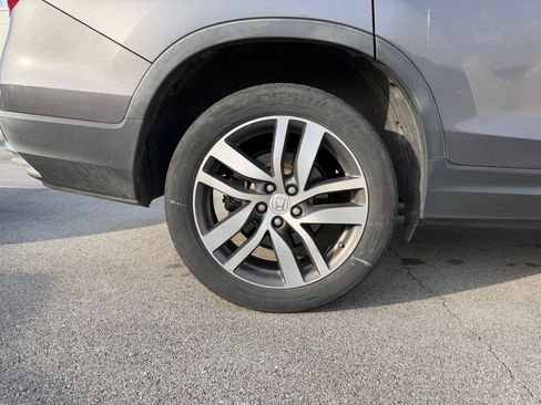 Used 2018 Honda Pilot Elite image 8