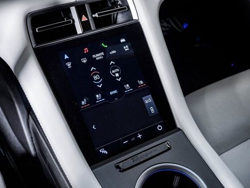 Used 2021 Porsche Taycan Turbo S image 24