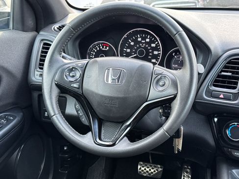 Used 2022 Honda HR-V Sport image 13