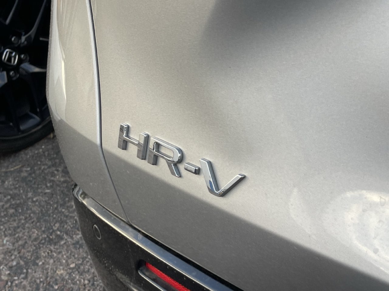 Used 2023 Honda HR-V EX-L image 5