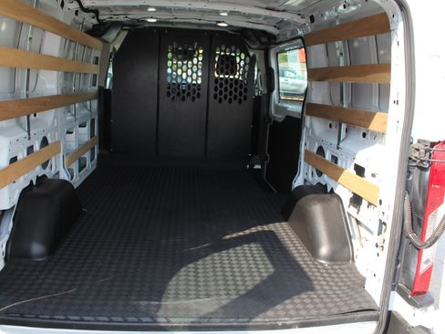 Used 2025 Ford Transit 250 Low Roof w/ Exterior Upgrade Package RWD image 22