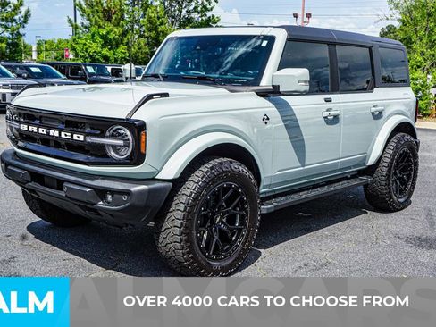 Used 2024 Ford Bronco Outer Banks AWD/4WD image 3