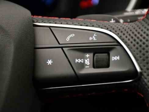 Used 2025 Audi Q3 2.0T Premium Plus w/ Premium Plus Package image 25