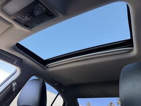 Used 2015 Lexus GS 350 w/ Premium Package image 2