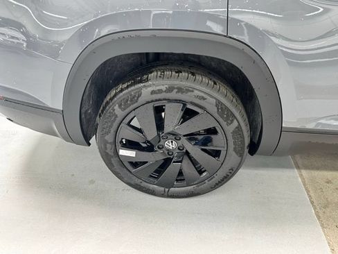 New 2026 Volkswagen Atlas SE AWD/4WD image 18