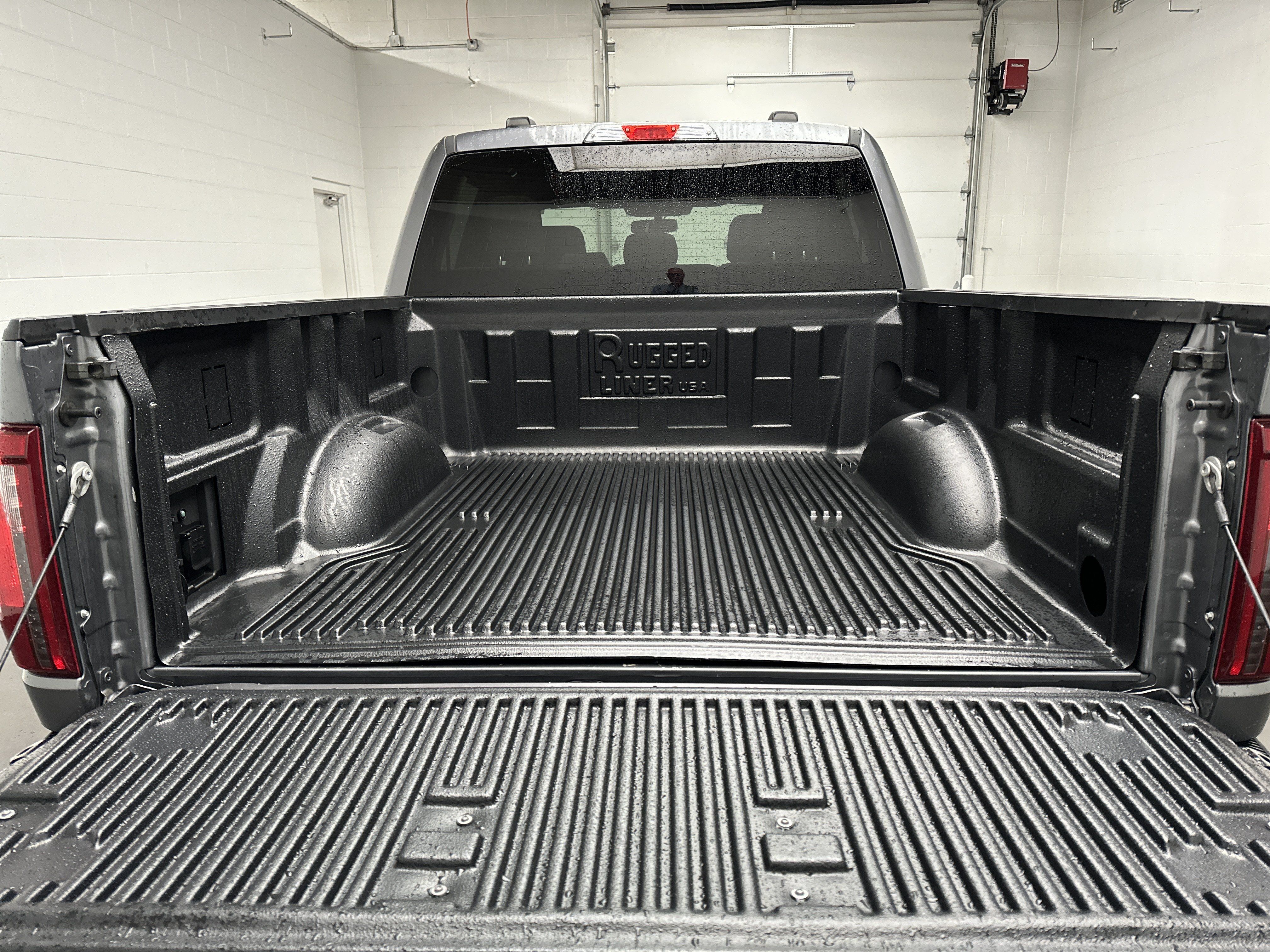 Used 2024 Ford F150 XLT w/ Mobile Office Package AWD/4WD image 17