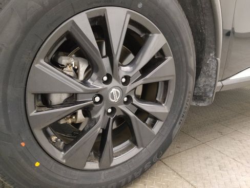 Used 2018 Nissan Murano SV w/ Premium Package image 31