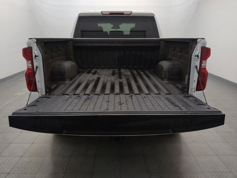 Used 2022 Chevrolet Silverado 1500 Custom RWD image 29