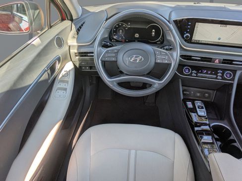 Certified 2023 Hyundai Sonata SEL w/ Convenience Package image 16