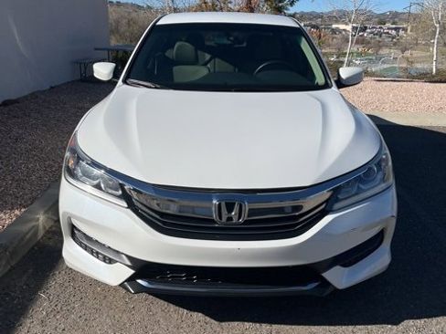 Used 2016 Honda Accord LX image 2