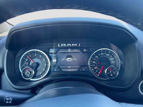 Used 2025 RAM 1500 Big Horn AWD/4WD image 12