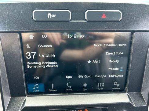 Used 2016 Ford F150 Lariat RWD image 31