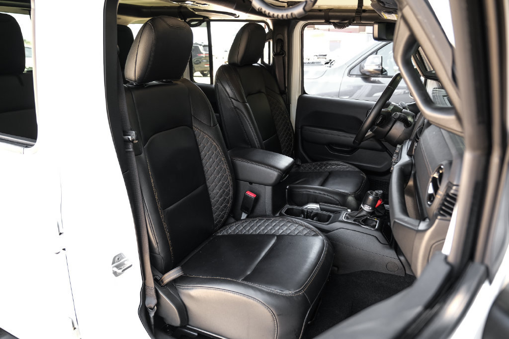 Used 2021 Jeep Wrangler Unlimited Sahara AWD/4WD image 45