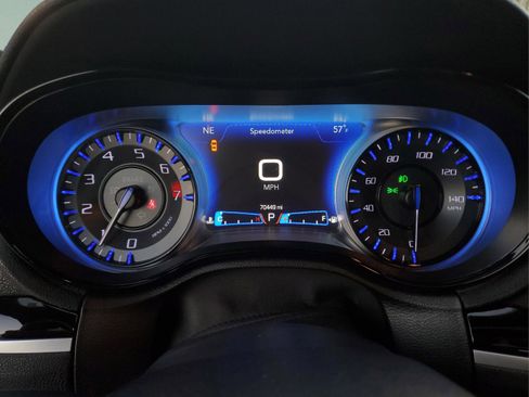 Certified 2020 Chrysler 300 S image 30