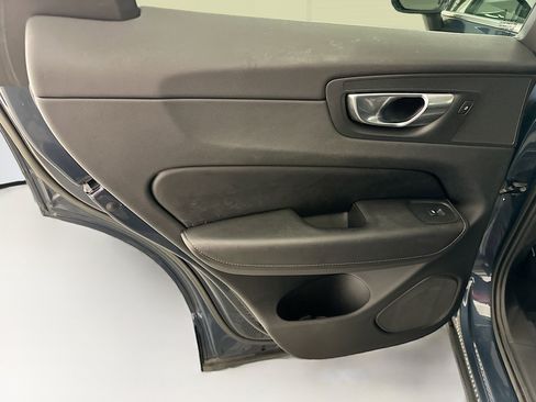 Used 2023 Volvo XC60 B5 Ultimate image 28