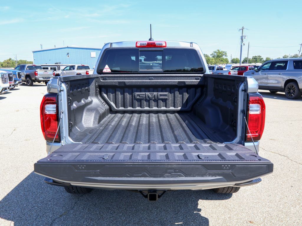 New 2026 GMC Canyon AT4 w/ Technology Plus Package AWD/4WD image 5