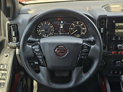Used 2025 Nissan Frontier PRO-4X w/ Pro Premium Package AWD/4WD image 17