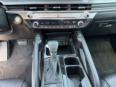 Used 2025 Kia Telluride S image 19