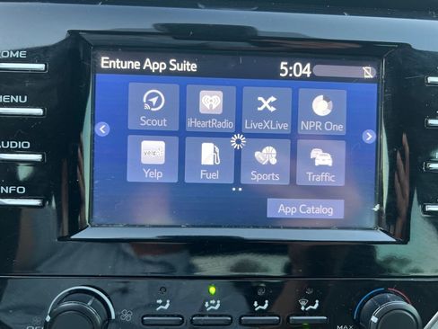 Used 2018 Toyota Camry LE image 22