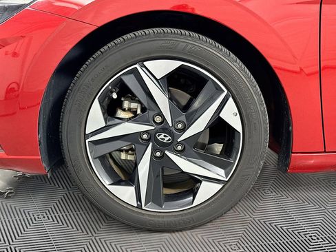 Certified 2023 Hyundai Elantra SEL w/ Convenience Package image 32