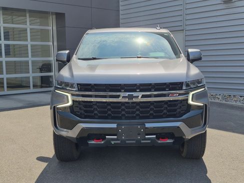 Used 2022 Chevrolet Tahoe Z71 w/ Z71 Off-Road Package AWD/4WD image 9