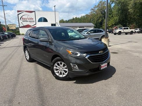 Used 2019 Chevrolet Equinox LT FWD image 2