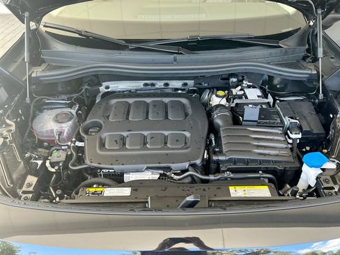 Certified 2026 Volkswagen Tiguan S FWD image 36