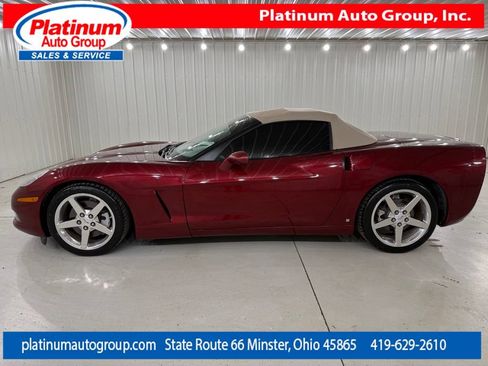 Used 2007 Chevrolet Corvette Convertible w/ Preferred Equipment Group RWD image 3