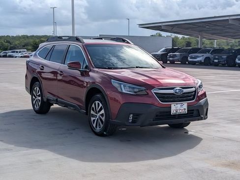Used 2020 Subaru Outback Premium w/ Popular Package #1 AWD/4WD image 7