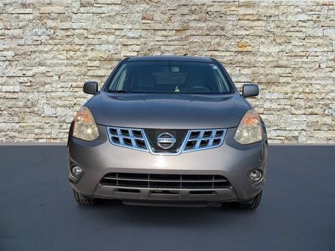 Used 2013 Nissan Rogue S w/ Special Edition Pkg FWD image 3