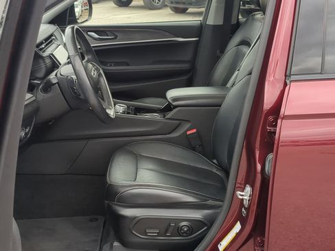 Used 2021 Jeep Grand Cherokee L Limited image 12